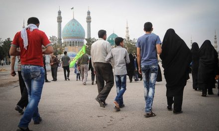 حکم رفتن جنب، حایض و نفساء به مساجد